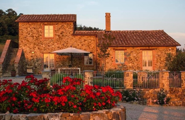 Holiday villa 'Casale Galli' with its own pool