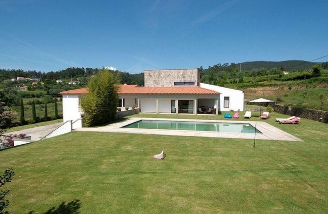 Holiday villa with garden, grill, and terrace