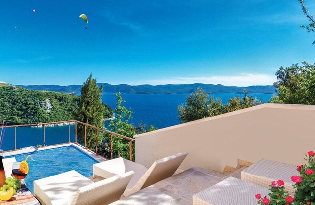 Holiday villa with a beautiful panoramic sea view