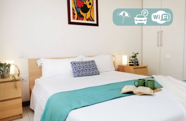 Holihome Chicky House FRN