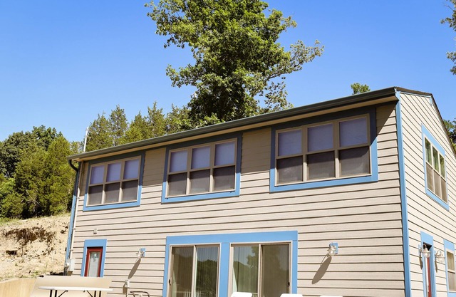 Holland Lakeside Retreat located on Williamstown Lake