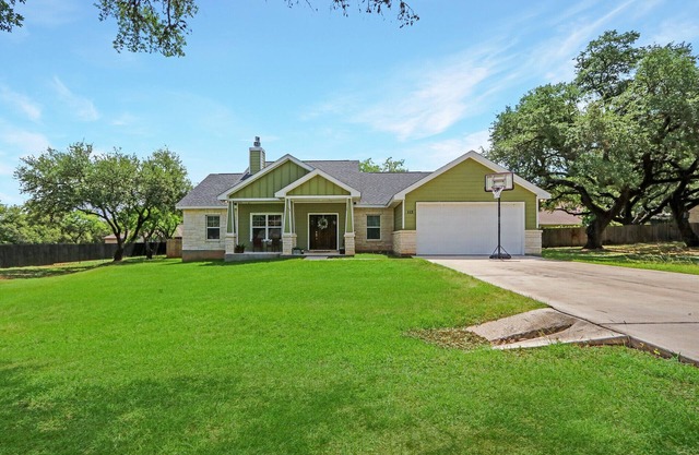 Holy Guacamole! I On The Wine Tour with a pool!
