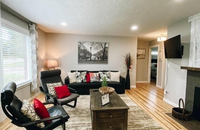 HOME AWAY FROM HOME 3 Bd 2 bath