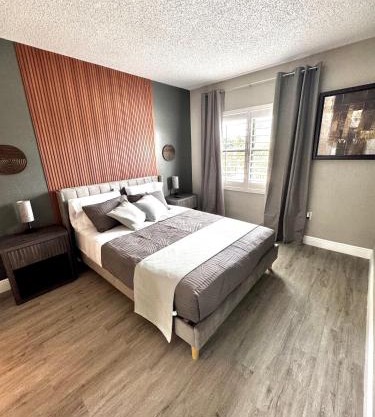 Home Cheti - Condo 1 mile from Universal Studios