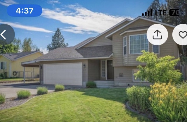 Home for up to 16 close to lakes, Silverwood and mountains!