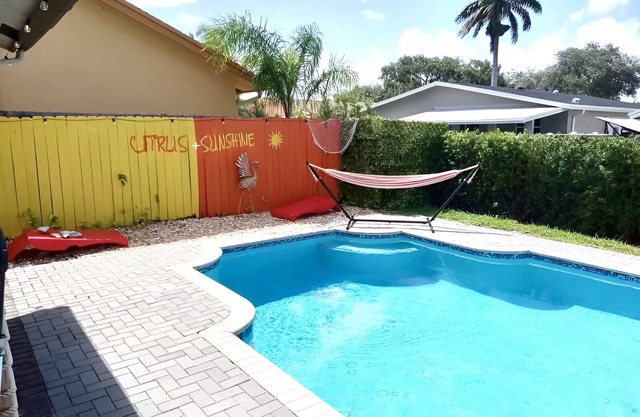Home Near Hollywood Beach/Backyard Oasis w/Heated Pool