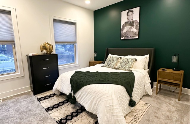 Home | Ohio City | Cleveland | King Suite