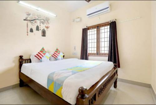 HOME STAY MAHALI 2bhk villa NEAR ROCK BEACH