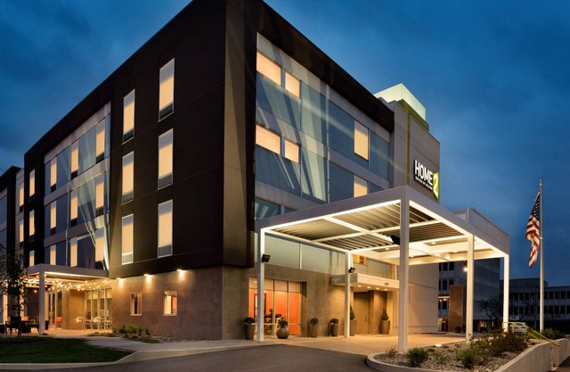 Home2 Suites by Hilton Cleveland Beachwood