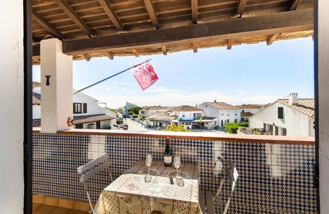 Homerez - Spacious apartment Saintes-Maries-de-la-Mer 53 m² pets allowed