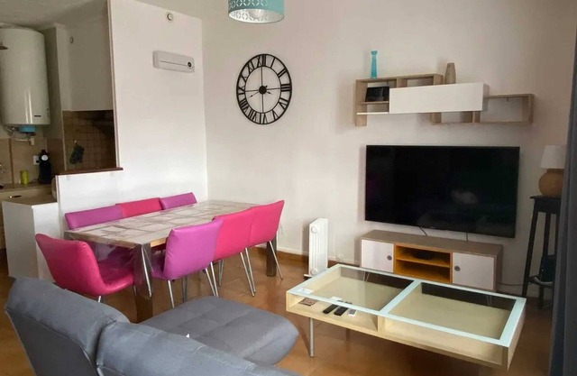 Homerez - Apartment in Lézignan-Corbières