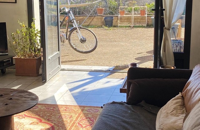 Homerez - Apartement for 3 ppl. with shared pool, garden and terrace at Gaillac