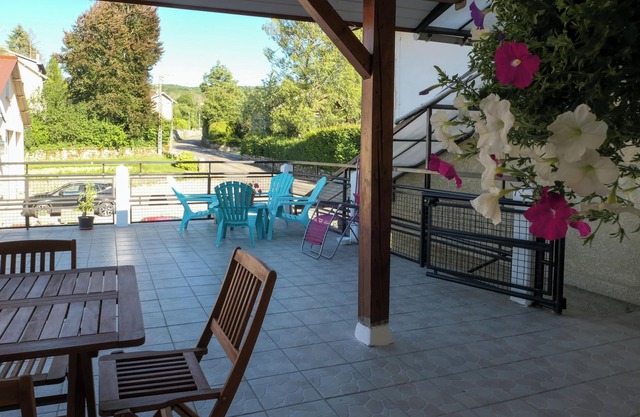 Homerez - Apartment in Arinthod