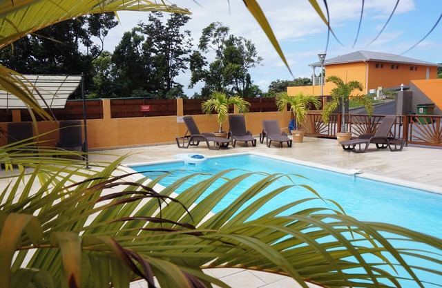 Homerez - Apartment in Deshaies, pool