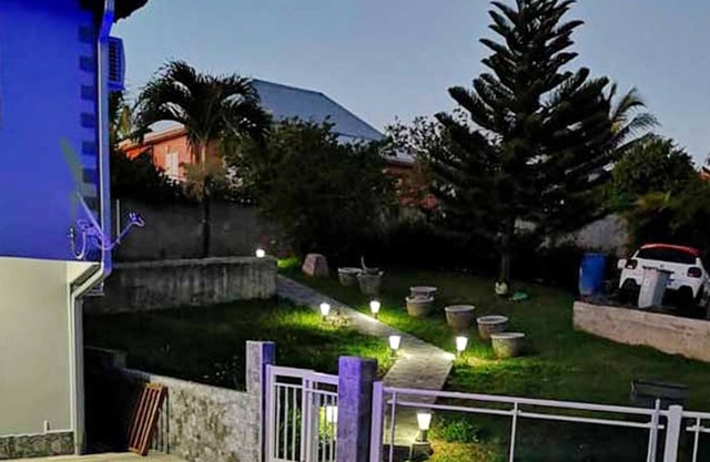 Homerez - Appartement 10 km away from the beach with shared pool and jacuzzi