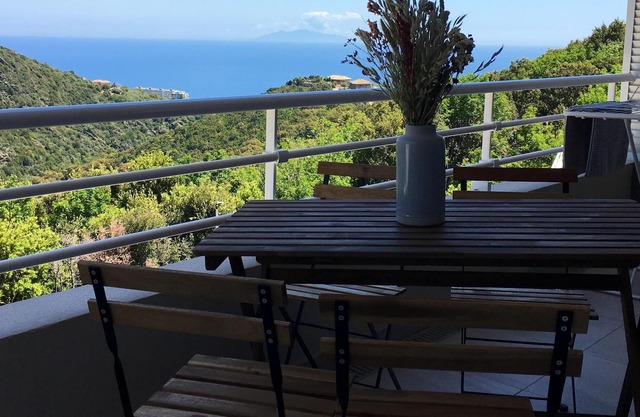 Homerez - Appartement 2 km away from the beach for 4 ppl. with terrace at Bastia