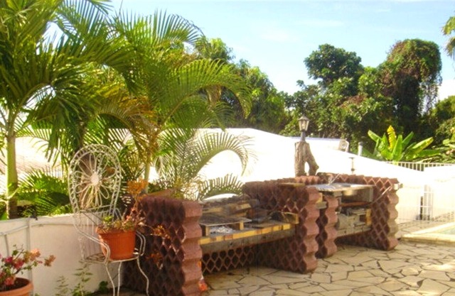 Homerez - Appartement 15 km away from the beach with shared pool and jacuzzi