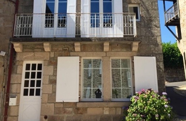 Homerez - Big house for 10 ppl. with garden at Corrèze
