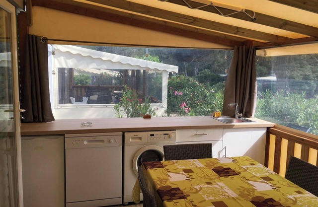 Homerez - Bungalow in Puget-sur-Argens