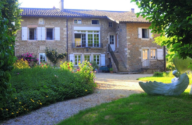Homerez - Charming Apartment in Lacrost with Private Garden - 60 m²