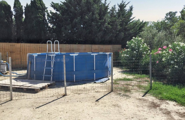 Homerez - Charming House with Pool in Arles