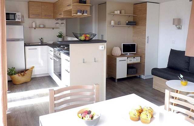 Homerez - Comfortable Bungalow in Gastes with pool