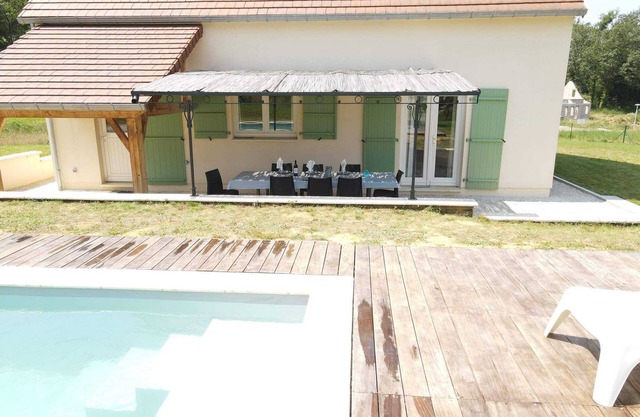 Homerez - Comfortable villa in Payrignac