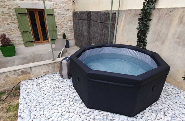 Homerez - Cozy House in Saze with Spa and Enclosed Garden