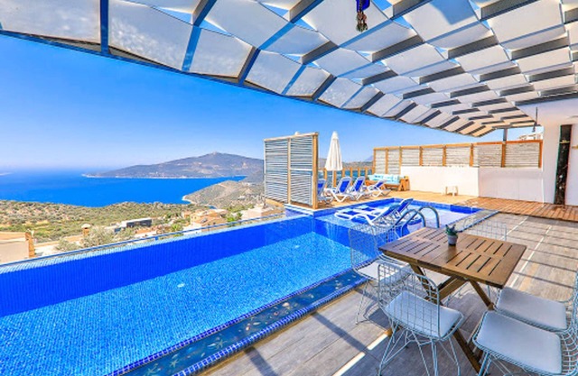 Homerez - Elegant Villa in Kaş with Private Pool