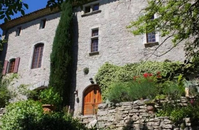 Homerez - Exceptional house with garden
