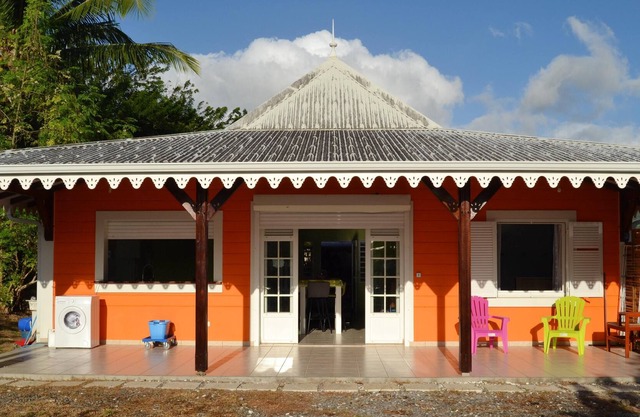 Homerez - House 5 km away from the beach for 7 ppl. with garden at Saint-Pierre