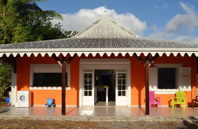 Homerez - House 5 km away from the beach for 7 ppl. with garden at Saint-Pierre