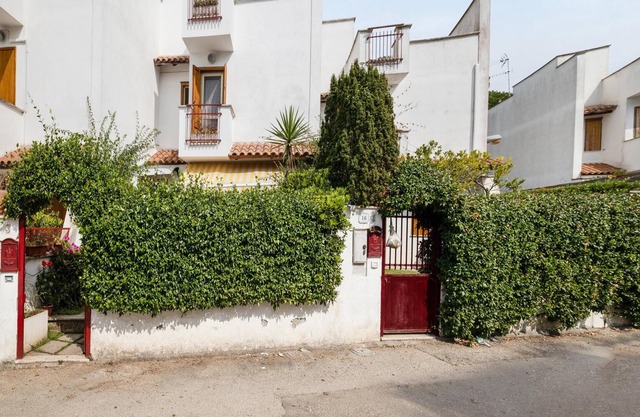 Homerez - House 800 m away from the beach for 6 ppl. with garden at Sabaudia