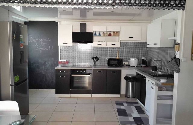 Homerez - House in Saint-Louis.