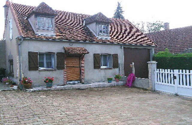Homerez - House Saint-Père, fireplace