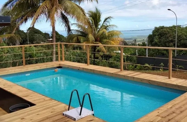 Homerez - Modern Villa Sainte-Rose