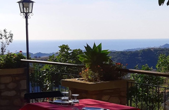 Homerez - Nice studio 1 km away from the beach for 2 ppl. with shared pool