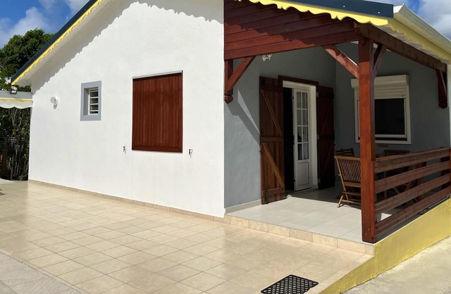 Homerez - Nice villa 5 km away from the beach for 4 ppl. with spa at Petit-Canal