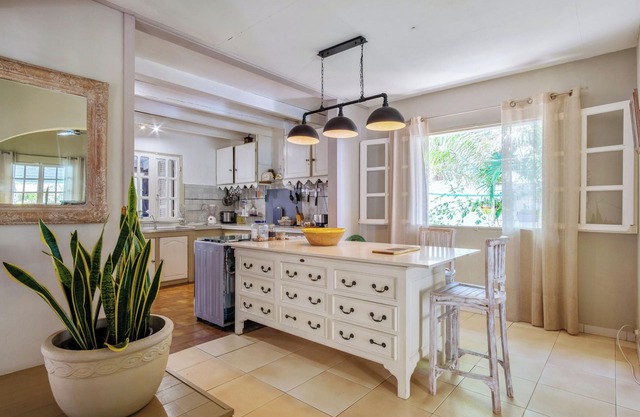 Homerez - Villa in Saint-Gilles les Bains