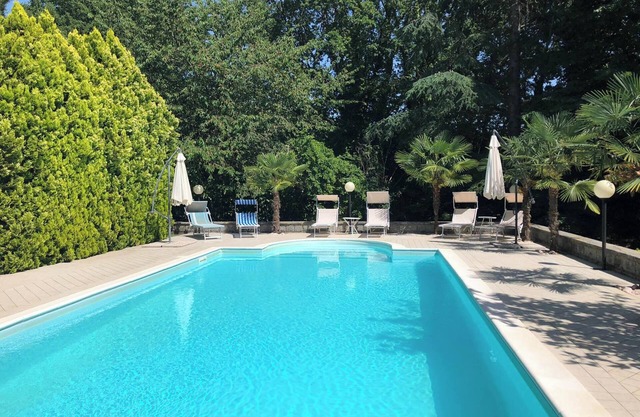 Homerez - Villa in Tuoro sul Trasimeno