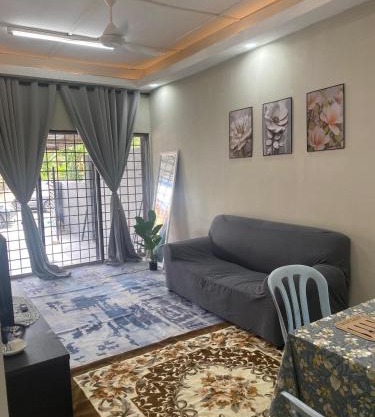 Homestay Bonda - Unit E
