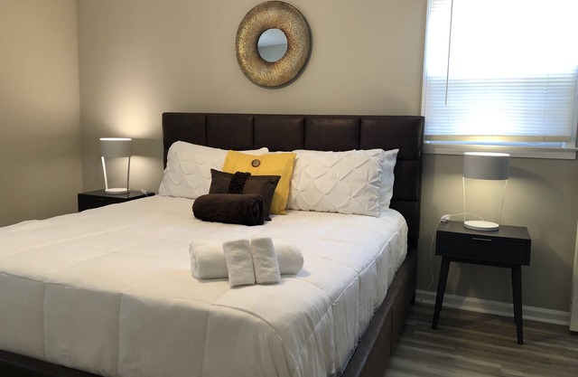 HomeTel: Hybrid Home and Hotel