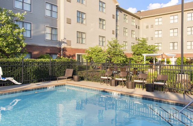 Homewood Suites Lexington-Hamburg