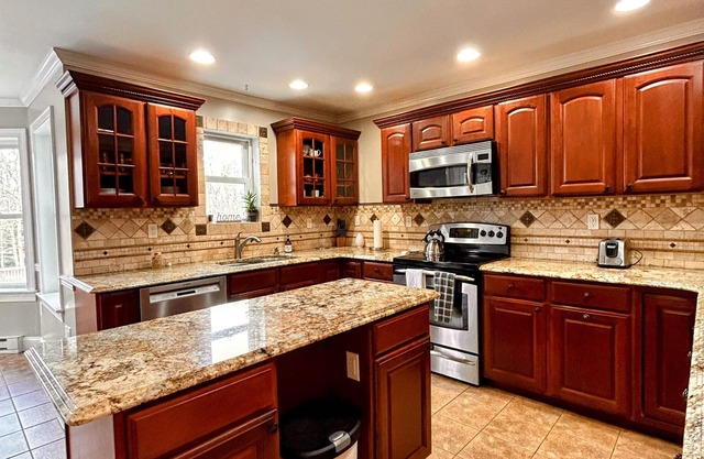 Honey Oak Manor, Charming 4-bedroom house with WiFi, AC in lovely Jim Thorpe