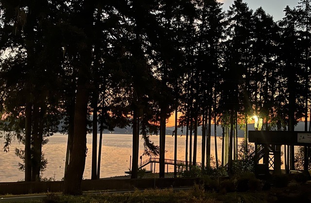 Hood Canal Beach Retreat