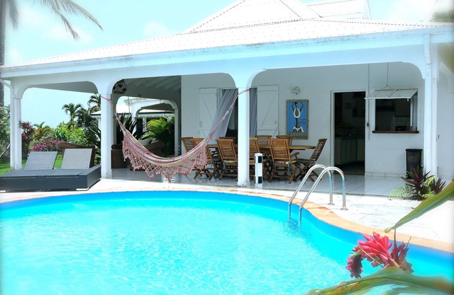 HORIZON KARUKERA On the heights of Ste Rose with panoramic views of the sea!