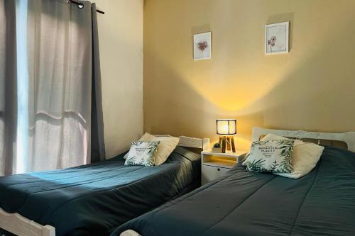 HOSPEDAJE " Doña Ana" a 15 minutos del Aeropuerto Internacional de Ezeiza con Parking Gratis