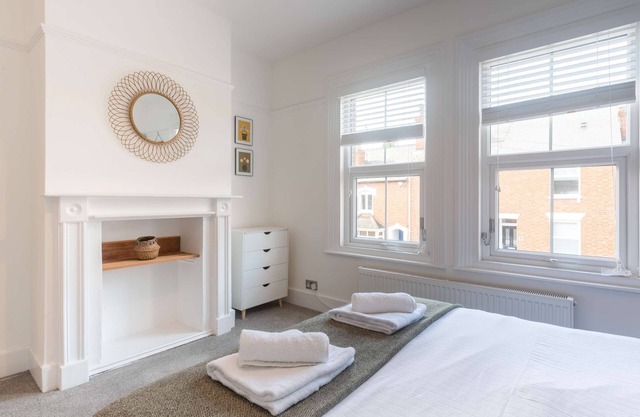 Host Stay Caversham Westfield House