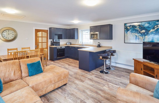 Host & Stay | Iona Cottage