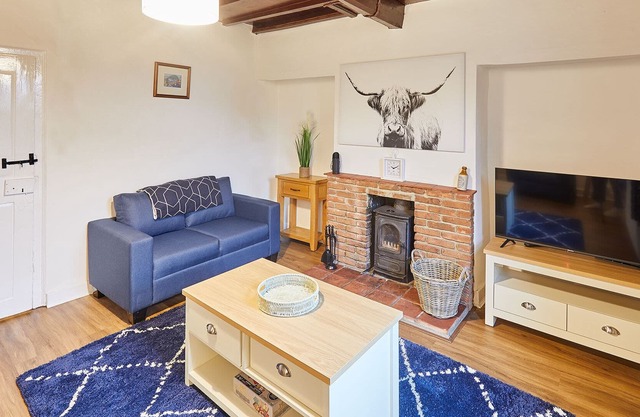 Host & Stay | Manor Farm Cottage